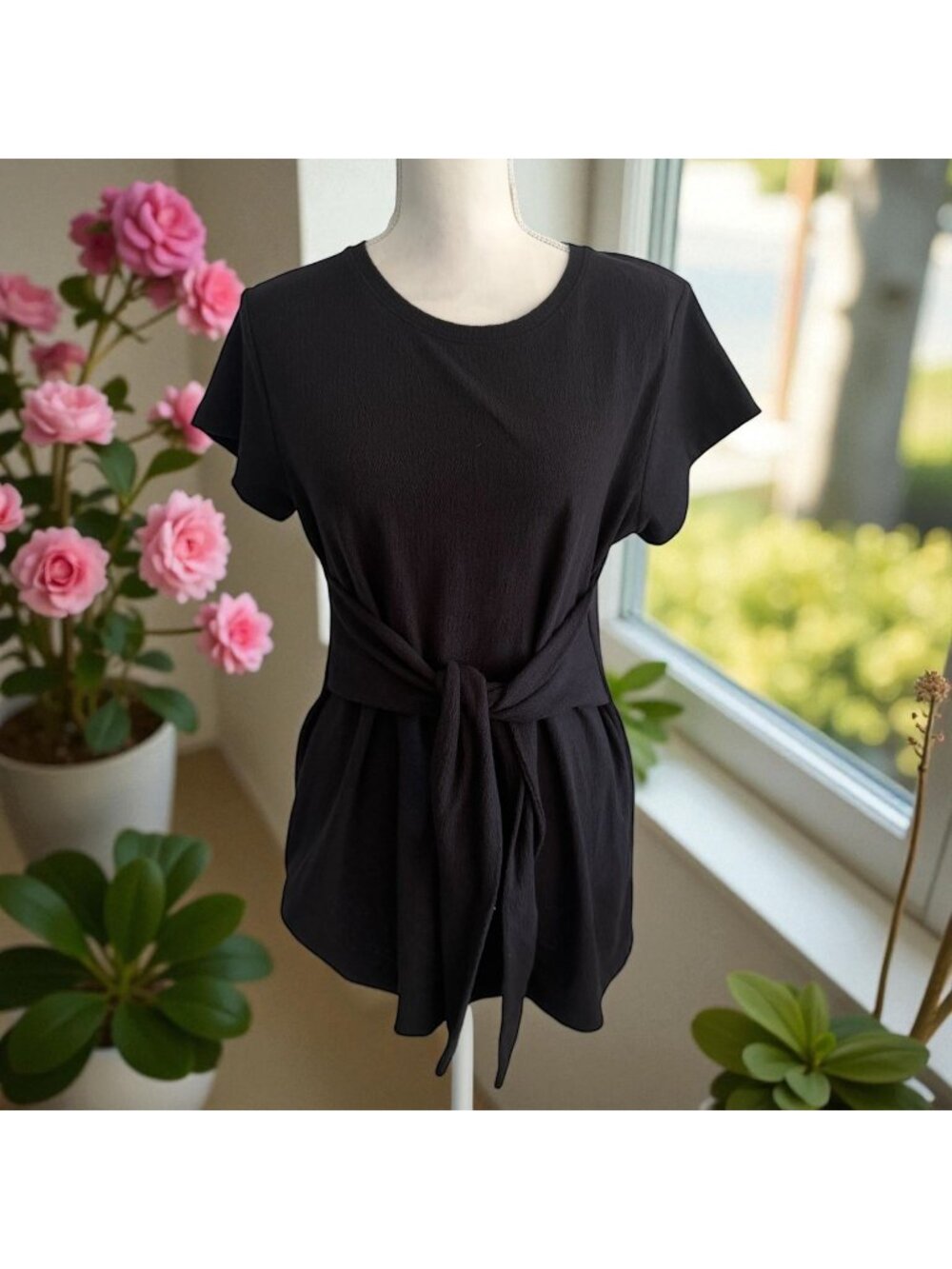 PEA IN THE POD Black Short Sleeve Maternity Tieable Top Size Medium